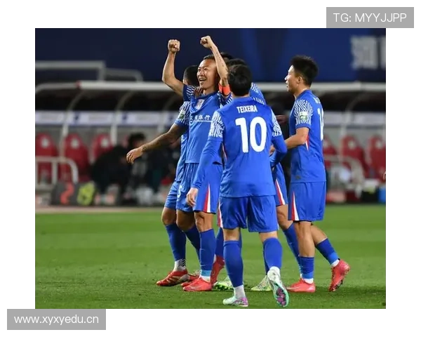 阵容矛盾凸显，上海申花面临战术革新与信任危机！